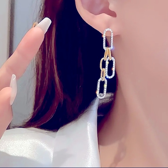 New 14k Gold, Sterling & Diamond Delicate Dangling Chain Link Earrings - Picture 4 of 4